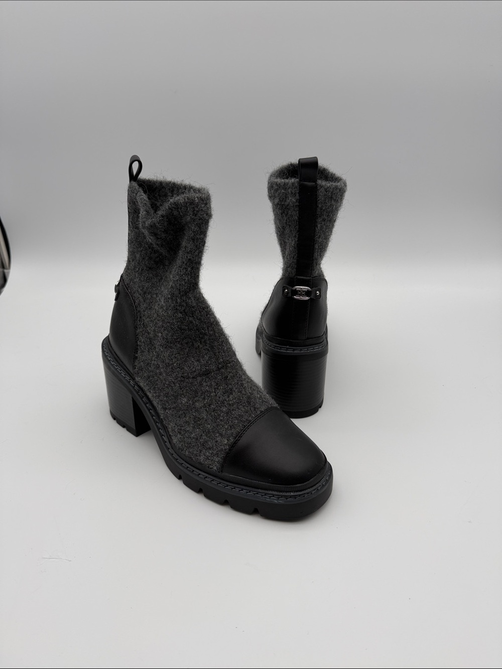 Sam Edelman 9 1/2 Black & Grey Rozanna Knit Pull On Booties Boots